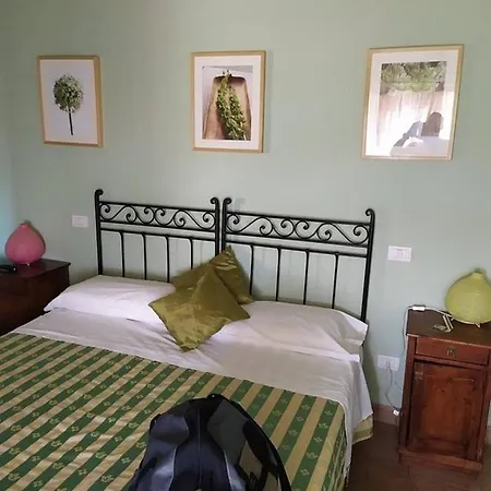 In Holiday House - Amazing Italian Country House With Swimming Pool 게스트하우스 *